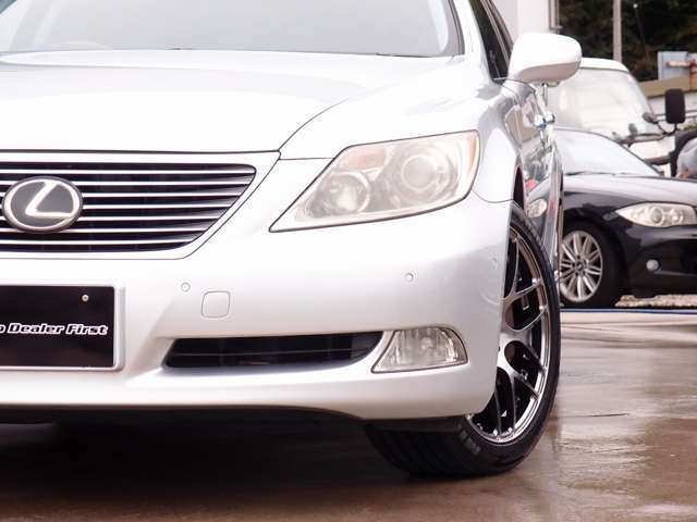LS 460 バージョンS Iパッケージ 純正HDD地デジナビ 黒革 サンルーフ ETC 19AW タイヤ4本新品交換 社外LEDテール 過去整備記録14枚 エアーシート パワートランク スマートキーX2 令和1年F左右ショクアブソーバー交換 7