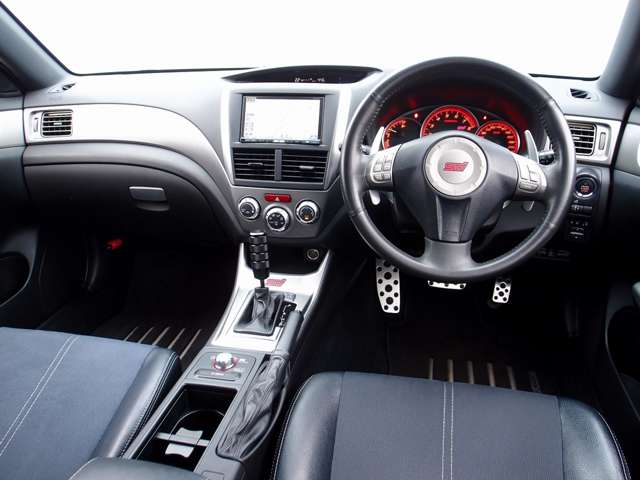 インプレッサハッチバックSTI 2.5 WRX Aライン 4WD 整備記録簿15枚 カロッツエリアHDD地デジナビ HKS車高調 HKSマフラー バックカメラ タイミングベルト交換済 ETC HID STI18AW タイヤ溝7分山 スマートキー STIシート 取説 整備手帳 パワーシート 3
