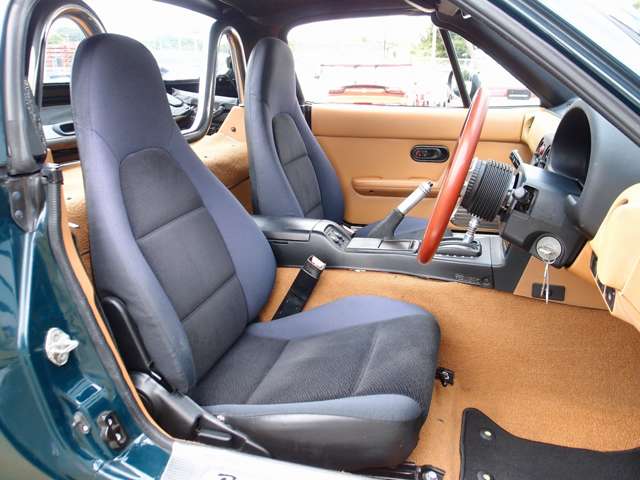 ロードスター 1.6 Vスペシャル 走行70865kmタイミングベルト交換済 ビルシュタイン足回り AZSPORTS14AW CARBINGタワーバー センターロールバー ウッドハンドル ハードトップ カロッツエリアオーディオ 4
