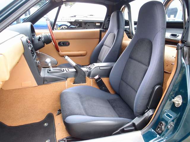 ロードスター 1.6 Vスペシャル 走行70865kmタイミングベルト交換済 ビルシュタイン足回り AZSPORTS14AW CARBINGタワーバー センターロールバー ウッドハンドル ハードトップ カロッツエリアオーディオ 5